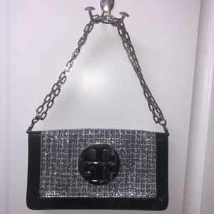 Tory Burch Bags - Tory Burch Foldable clutch/shoulder bag Tory Burch Bags - Tory Burch Foldable clutch/shoulder bag